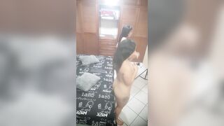 I make a lewd movie with my service employee for sugar