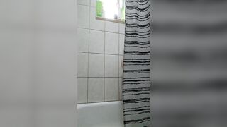 REDHEADED GF LASTLY DEEPTHROATS HER TOY ALL THE WAY!!!