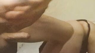 Eccitandosi con Donna Matura a Pecorina amatoriale in perizzoma