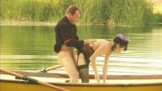 Peculiar journey without city ... Very obscene!!!