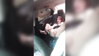 I finger my twat in my stepdad's car, I've an climax