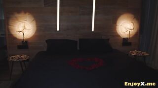 Agatha Vega, a redhead pornstar, gives Jason a xxx bj in a 4k xxx movie. Have a fun!