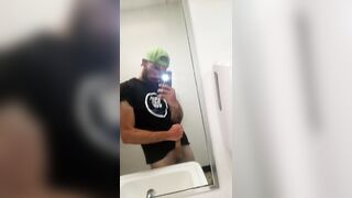 Mirror mirror on the wall ????????????