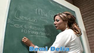 mother I'd like to fuck screams in joy as snatch gets screwed to spunk fountain