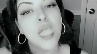 Won’t u cum share with me..