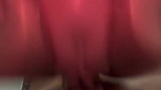 Masturbándome con una muńeca de silicon parte two