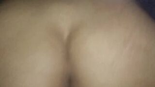 Me da sentones hasta que me vengo dentro de ella - Creampie