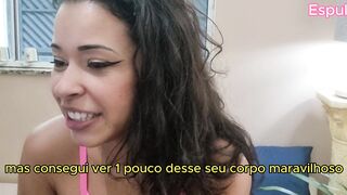 bunda enorme rebolando com a calcinha socado no cu