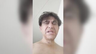 This Chap Looks Screwing Sexy! Mmm OMG This guy's Stripped!