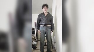 YEP to Hawt Boy Stripper Maolo's Porn Show!