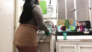 Mi Esposa No Está En Casa, Pero Dejó a Su Hermana Para Que Me Atendiera Al Llegar Del Trabajo