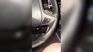 avevo voglia di sentire qualcosa dentro , non ho resistito ed ho messo il freno a mano dentro di me