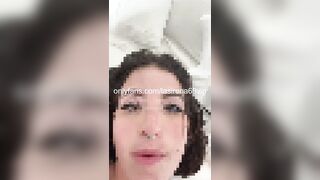 See Me Rub My Pierced Twat Aggresively