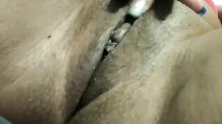 See me play with my cunt