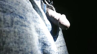 Chap Pissing ???????? Loudly Close Up Oriental Bbc