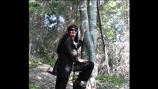 Smutty Brunette hair Fingers Her Snatch in a Park