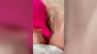 Wife Screws Her Soaked Vagina with Pink Sextoy