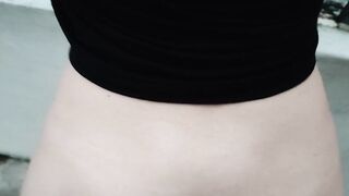 Mi novia se desnuda en la terraza y comenzamos a follar un poco