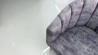 Demuestro al cornudo de mi'migo que su mujer es una perra y la termino cogiendo muy rico.