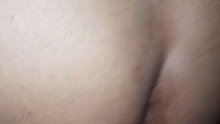 me sorprende mi empleada a las 0000