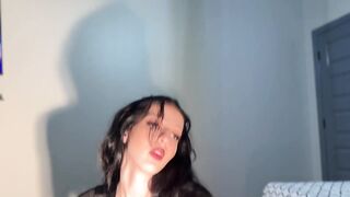 Step Bro Gives Face Screw Lesson to Floozy {FULL CLIP ON MANYVIDS @ BESTORBETTER}