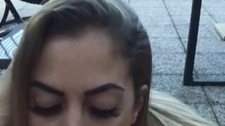 Italian Female-dominant: Marika Milani's mind-blowing oral pleasure in VR