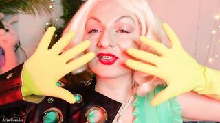 ASMR clip - yellow household gloves