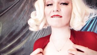 StepMom fetish episode: spandex curvy mother I'd like to fuck with pin up style - entice and messy talk POV