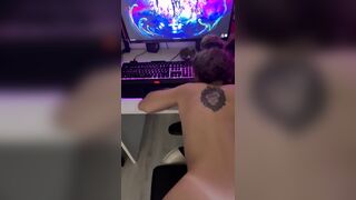 Small teen with large butt gets screwed doggy position whilst expecting for Fortnite to open