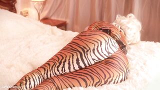 spandex servitude clip - hawt erotic porn movie for free - teasing