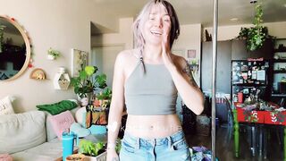 showing u my perspired shirt after my walk (FULL EPISODE)