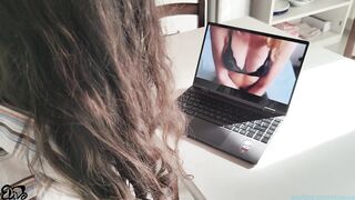 Masturbazione RECIPROCA mentre guardiamo un porno di un'altra coppia????????‍❤️‍???????? - ElivaLove