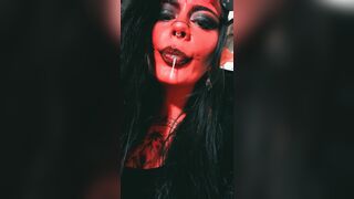 Juicy Throat and Lengthy Tongue