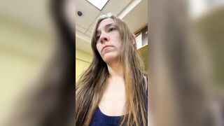 Nicolemyraaa flashes petite breasts in gas station