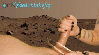 CUTE BEAUTY EDGES TRACTABLE ALLIES WEENIE TO MULTIPLE ORGASMS ON MARS