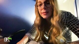 ???? Stuck In The Cabinet Creampie For Thanksgiving - FULL ★FREE★ EPISODE