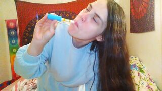 SMELLING TWAT Cute YouTube Cutie Likes Smokin' Weed Accidental Flash Porn Fail Satire A matter of joke Comedy