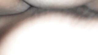 Bulky beauty screws hard and gives all her holes