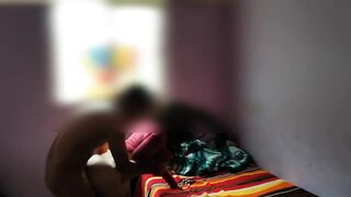 la meti a mi cuarto pa cogerla pero nos arruinaron el momento