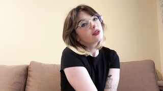 Pretty brunette hair shows off her lush titties