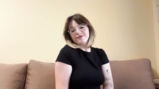 Pretty brunette hair shows off her lush titties