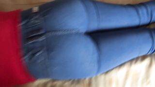 I love showing off my large booty and being touched, it excites me also much