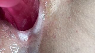 Female solo masturbation very moist snatch