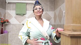 Monsterbreast Granny Banging Her Shaggy Vagina