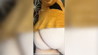 Thick Scooby Shaking Booty Showing Twat