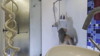 Polina Shower Backstage / Intensive Action U Won't Forget