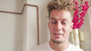 Voloptuous mother I'd like to fuck Gives Me Her Butt In The Shower