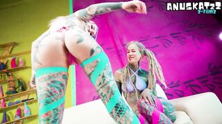 Large Fake Melons & Inked Butts Alien Anal Toy Battle