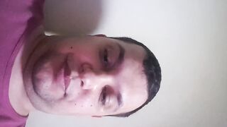 am dat bani la o curvă