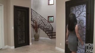 India Summer sells her furniture to Adriana Sephora